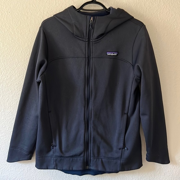 Patagonia Tops - Women’s Patagonia Zip Up Hoodie